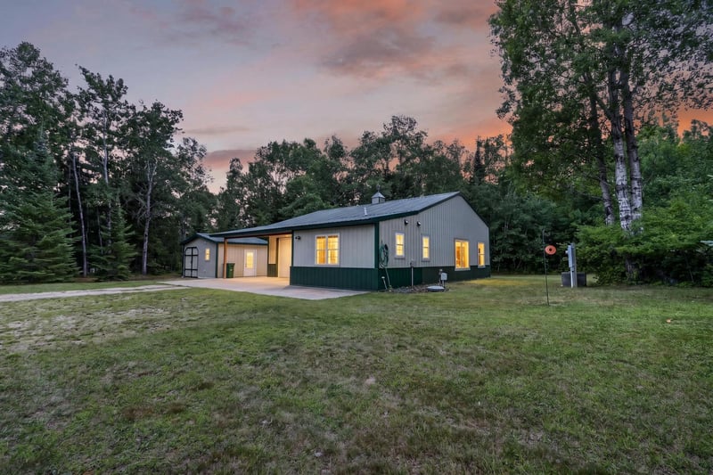 28750 Prairie Lake Rd, Grand Rapids, MN 55744