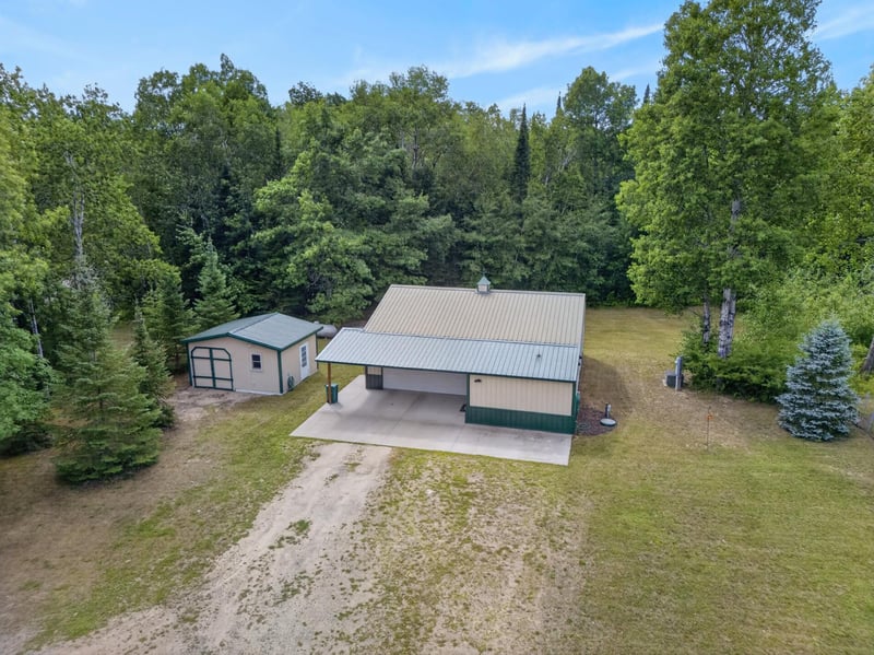 28750 Prairie Lake Rd, Grand Rapids, MN 55744