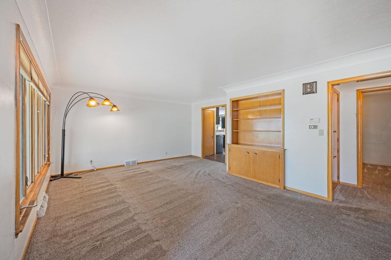 512 S Orient St, Fairmont, MN 56031
