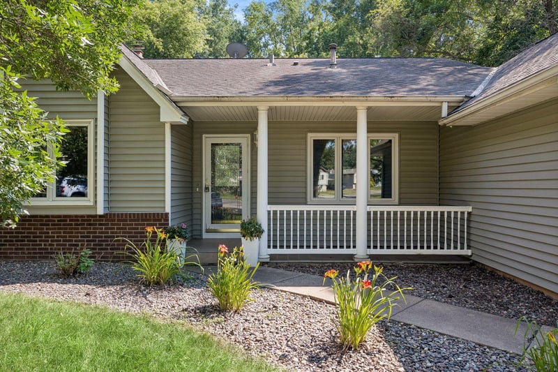 13499 Caramel Trl, Eden Prairie, MN 55346
