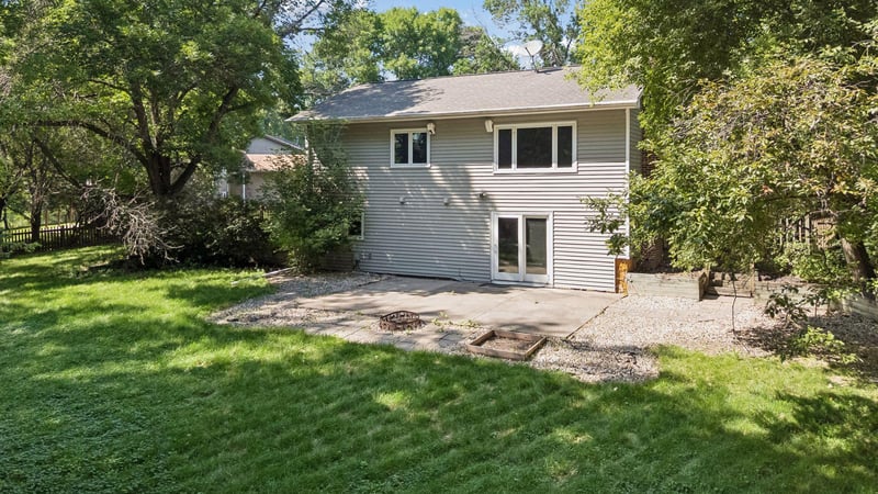 13499 Caramel Trl, Eden Prairie, MN 55346