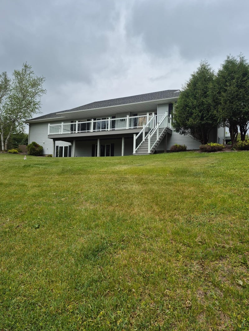 101 Northridge Dr, Kenyon, MN 55946