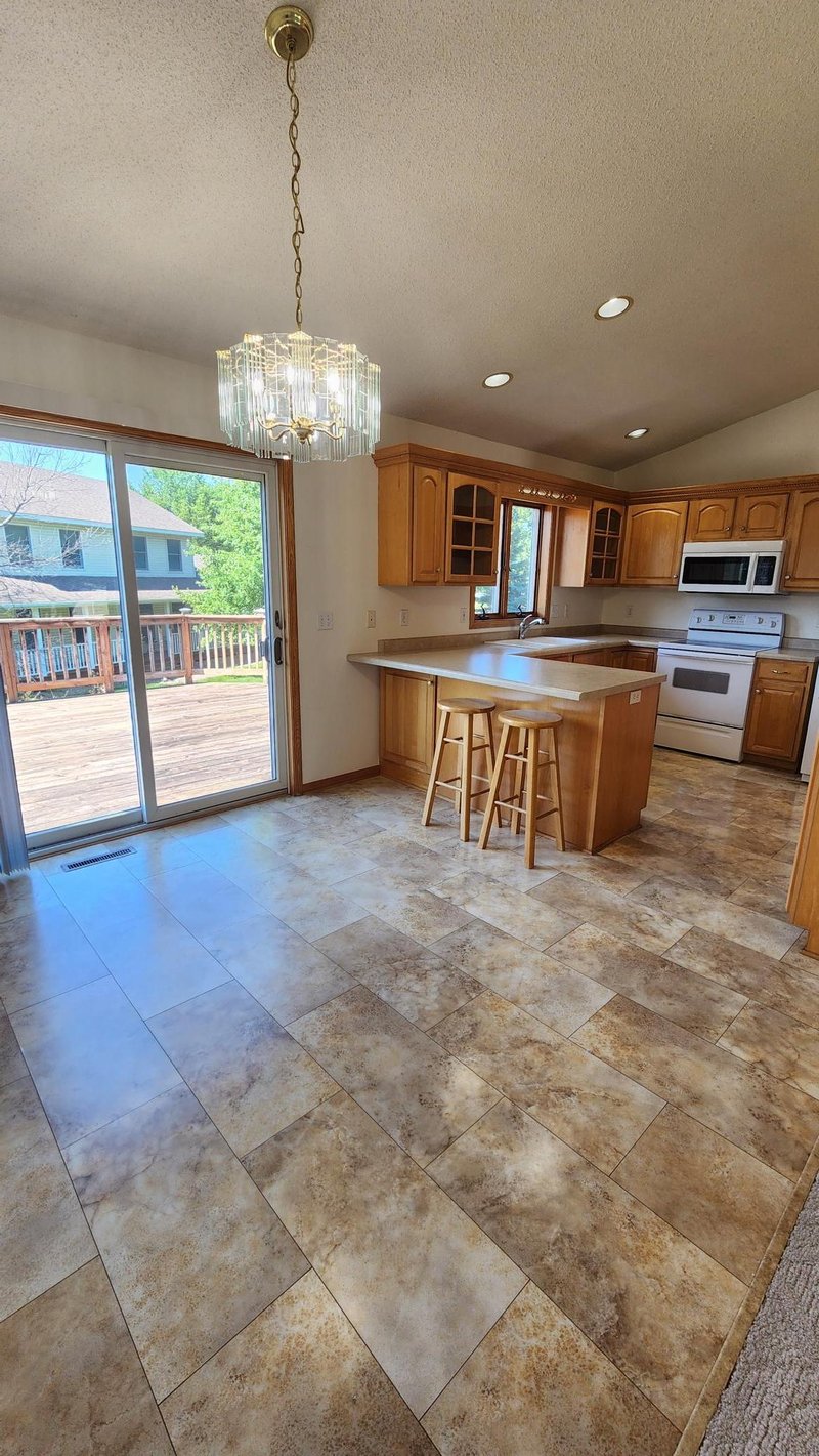 4608 Canterbury Ct NW, Rochester, MN 55901