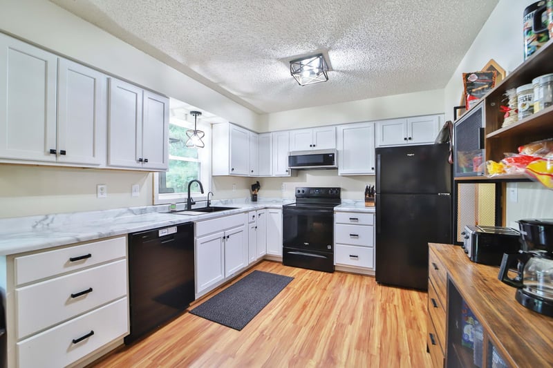 9774 Wise Rd, Brainerd, MN 56401