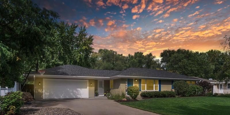 4616 Nord Dr, Bloomington, MN 55437
