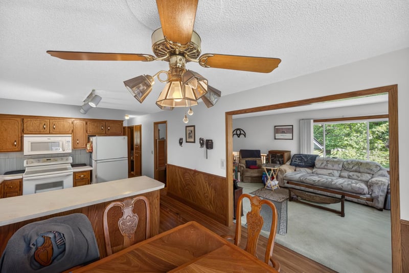 16840 Stanford St NE, Forest Lake, MN 55025
