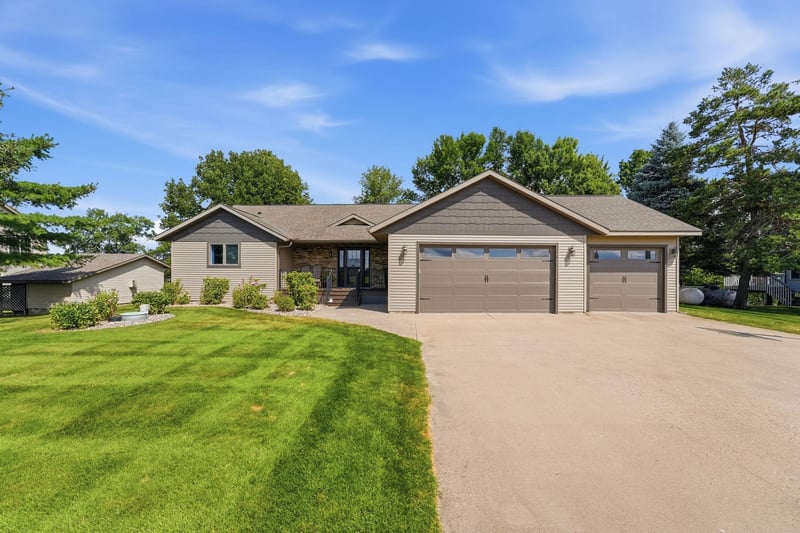 27847 Jerboa Ln, Cold Spring, MN 56320