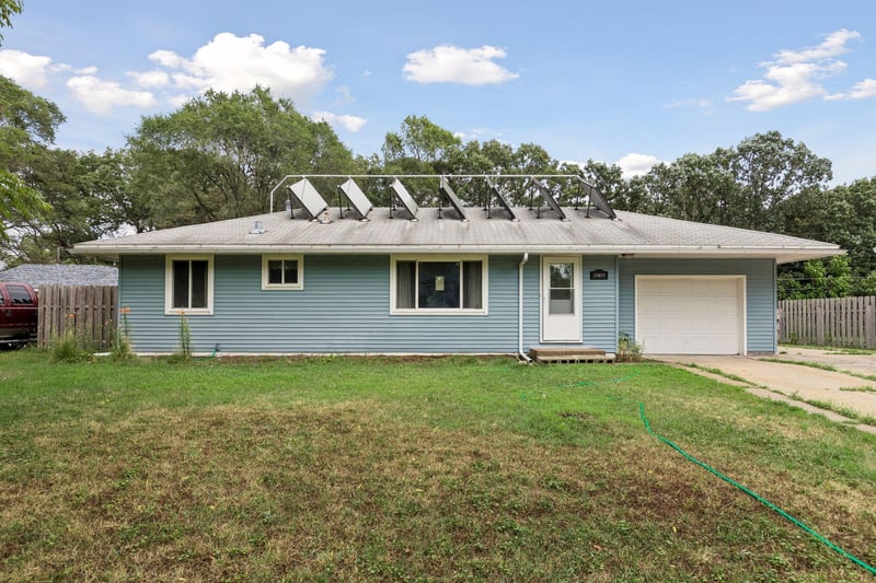 11617 Ilex St NW, Coon Rapids, MN 55448