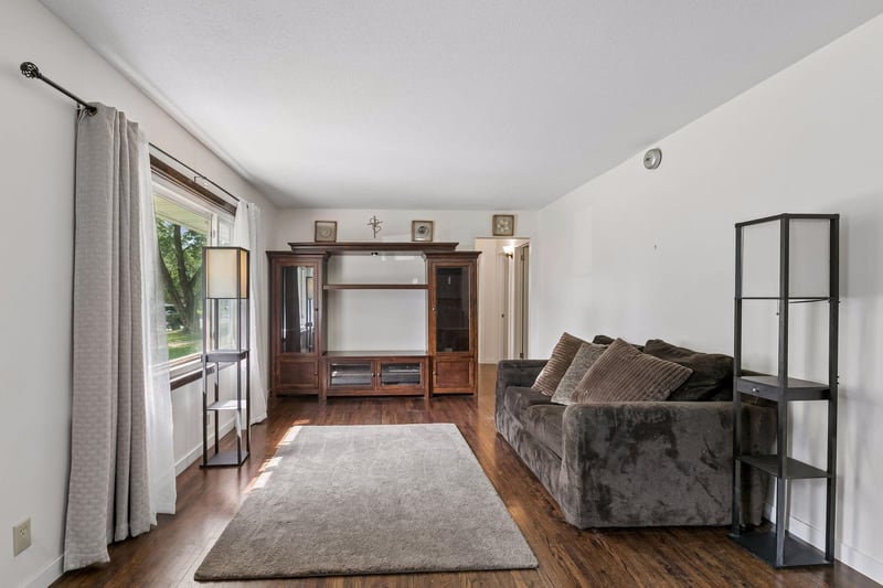 11617 Ilex St NW, Coon Rapids, MN 55448