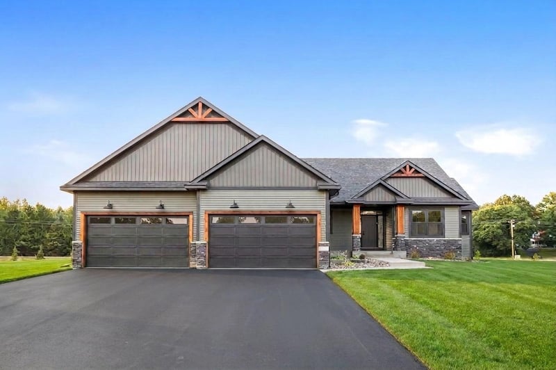 20039 Grouse St NW, Oak Grove, MN 55011