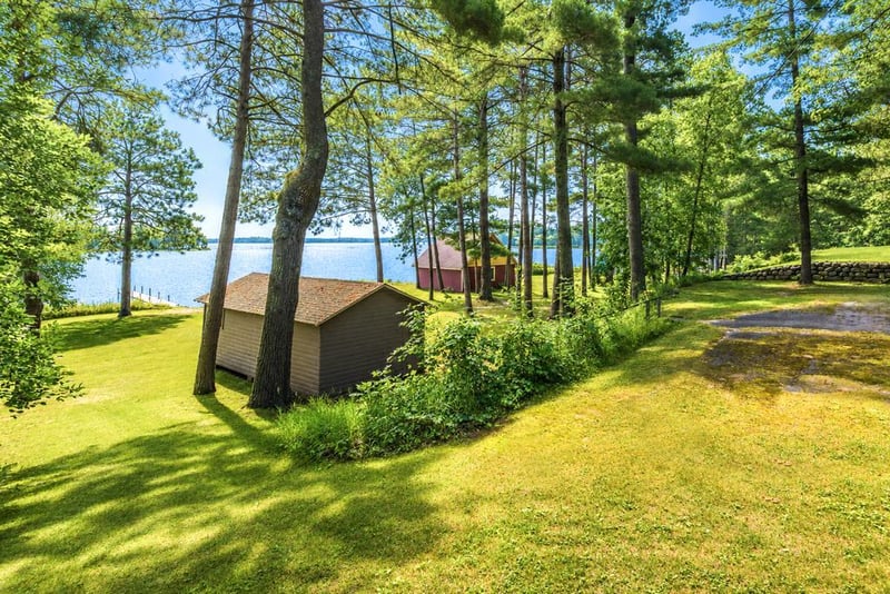 9186 Iris Ln, Pequot Lakes, MN 56472