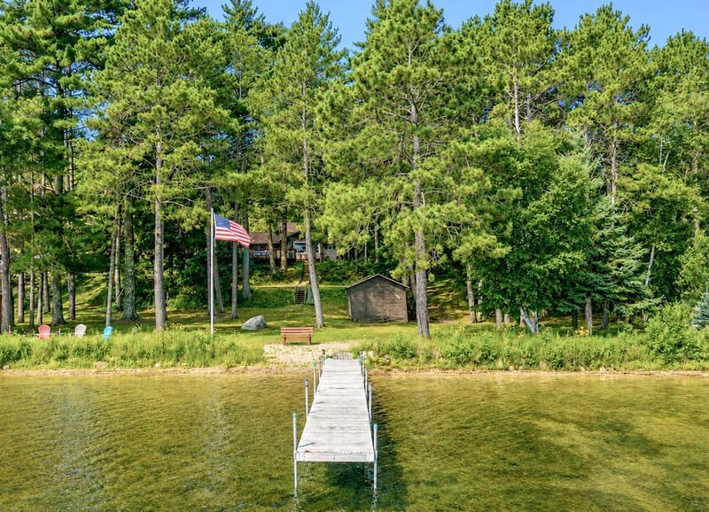 9186 Iris Ln, Pequot Lakes, MN 56472