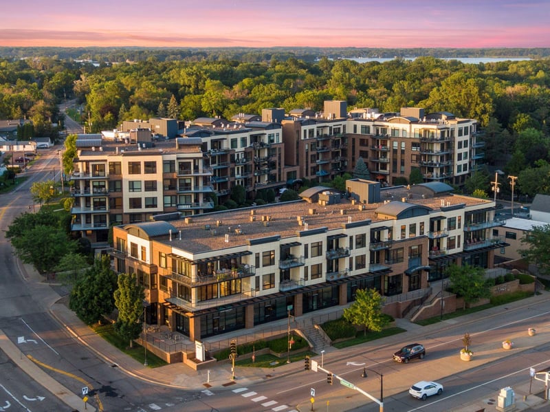 4100 Shoreline Dr #S302, Spring Park, MN 55384