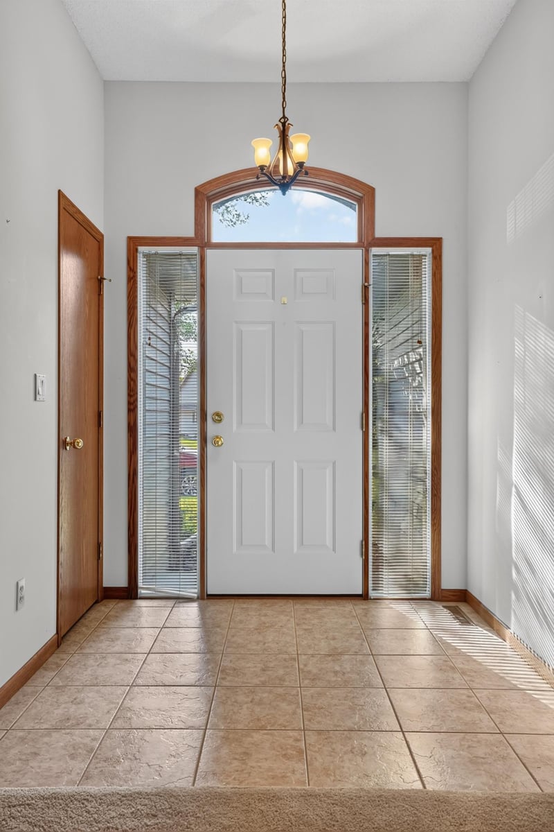 5216 Gemstone Ln NW, Rochester, MN 55901