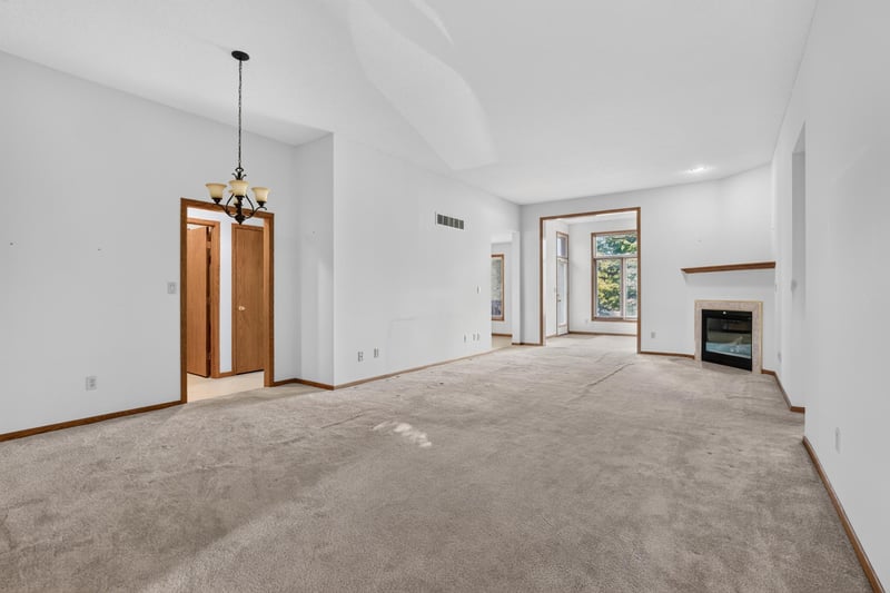 5216 Gemstone Ln NW, Rochester, MN 55901