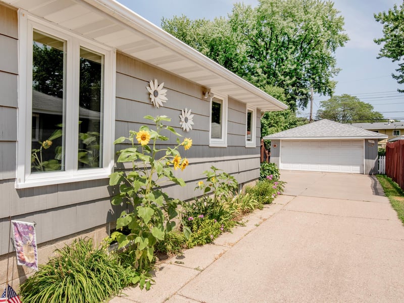 722 24th Ave N, South Saint Paul, MN 55075
