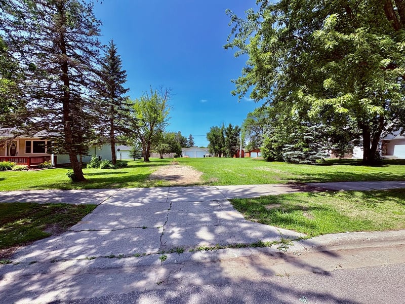 515 Main Ave S, Baudette, MN 56623