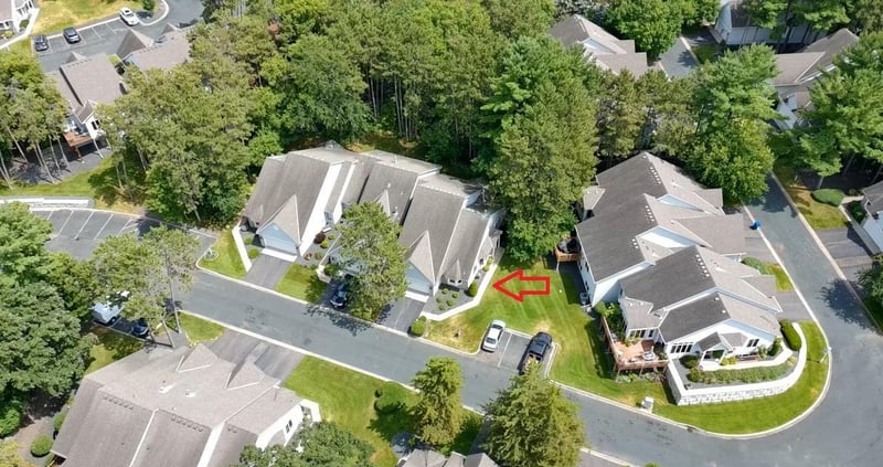 2644 Rivers Bluff Ln, Anoka, MN 55303