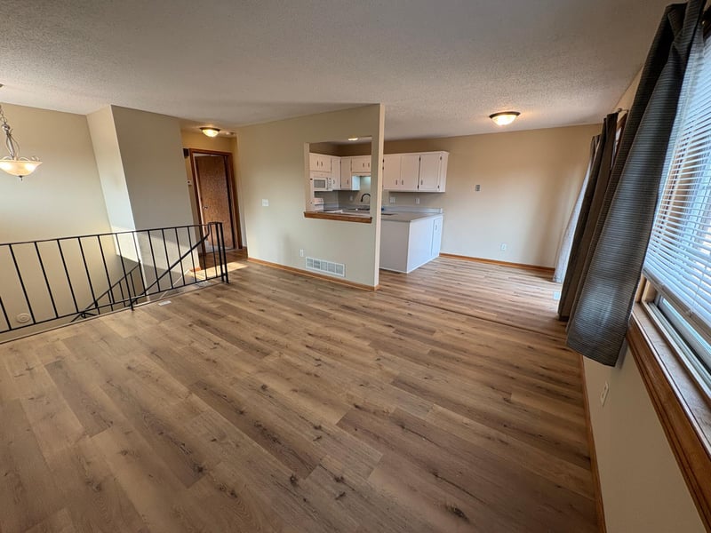 5655 Otter View Trl, White Bear Lake, MN 55110