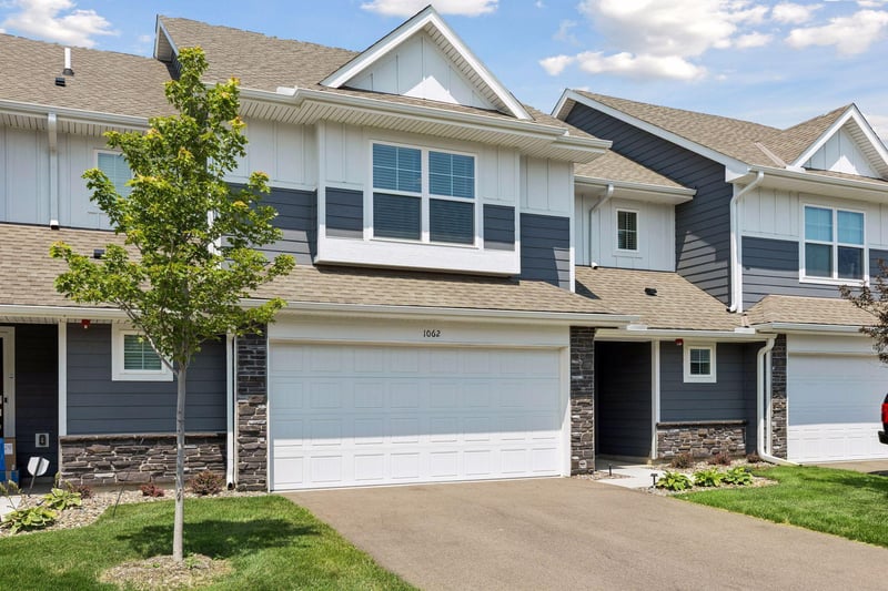 1062 Jubert Dr, Medina, MN 55340