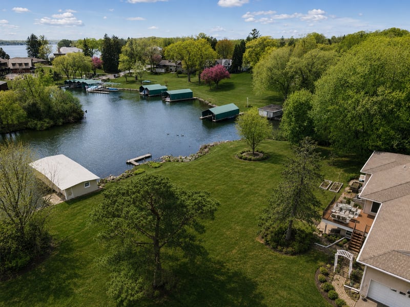 2685 Shadywood Rd, Excelsior, MN 55331