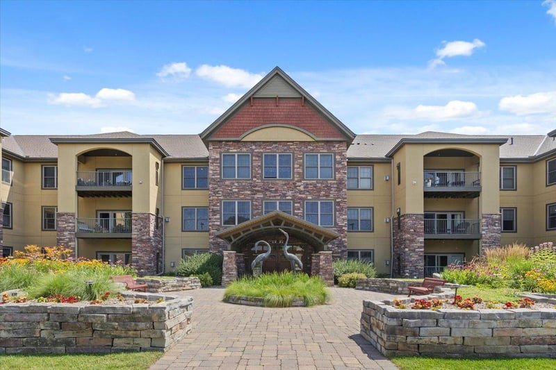 1940 Fulham St #207, Roseville, MN 55113