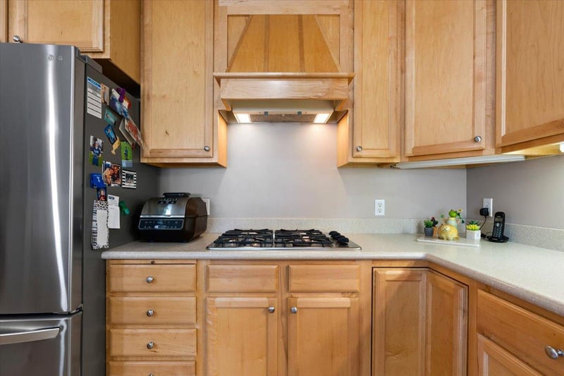 1940 Fulham St #207, Roseville, MN 55113