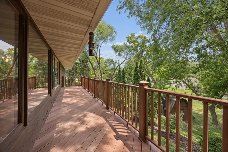290 Rice Creek Blvd NE, Fridley, MN 55432