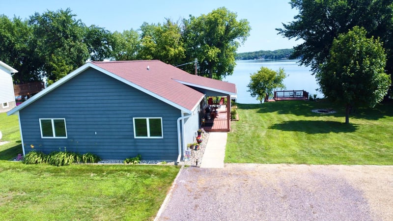 83177 Salmonson Dr, Clinton, MN 56225