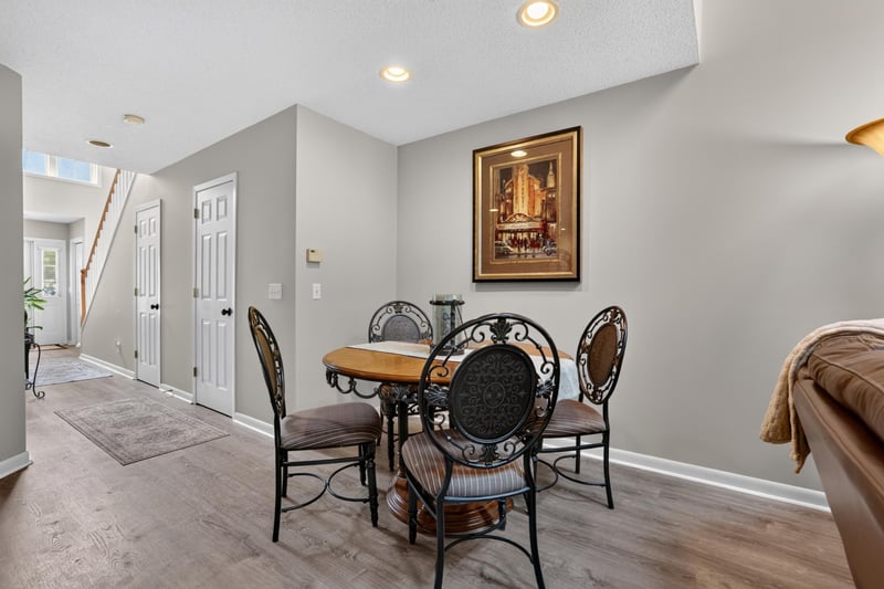 2408 Viola Heights Dr NE, Rochester, MN 55906