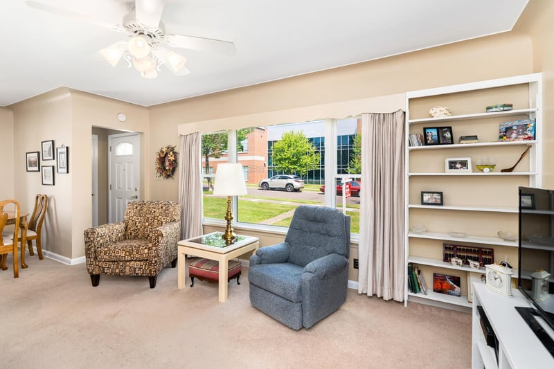 5306 Oneida St, Duluth, MN 55804