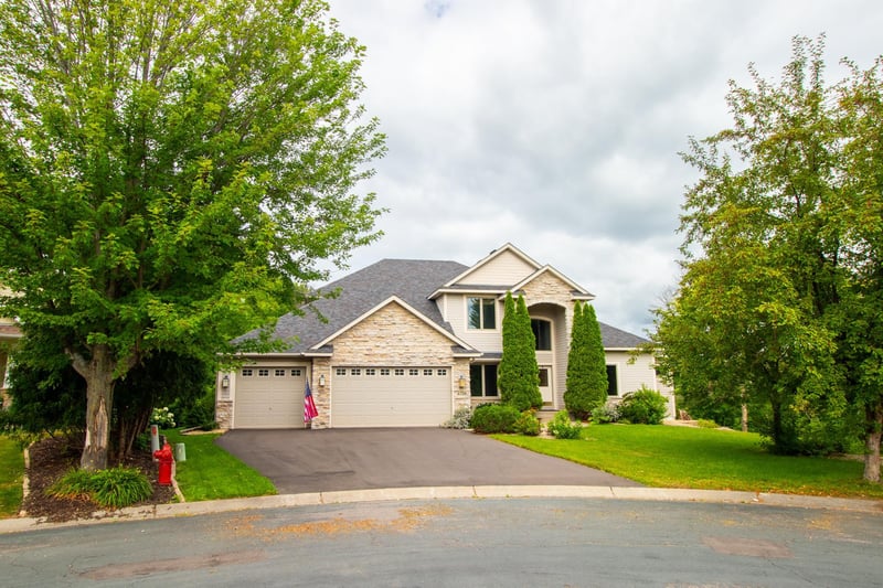 6739 Yellowstone Ln N, Maple Grove, MN 55311