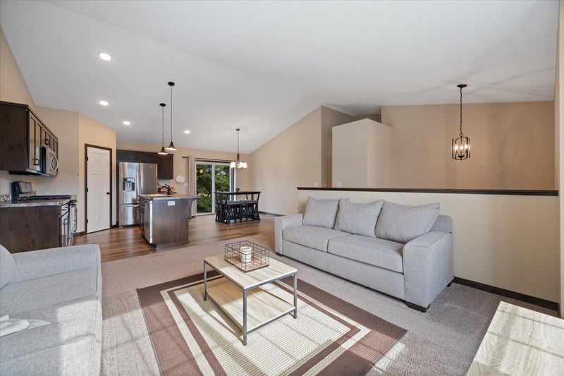 303 29th Ave SE, Saint Cloud, MN 56304