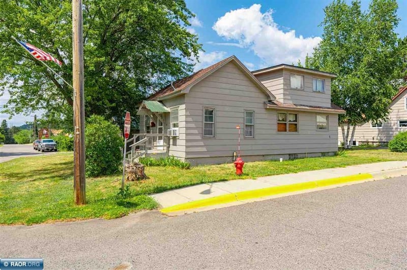 49 Gordon St, Soudan, MN 55782