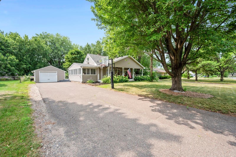 2106 Blomquist Ave, White Bear Lake, MN 55110
