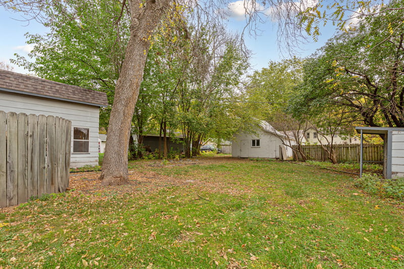 1519 N 4th St, Mankato, MN 56001
