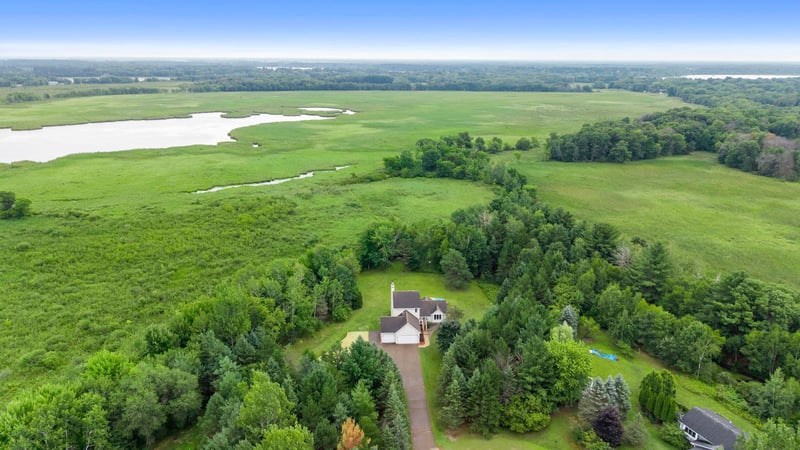 19543 Naples St NE, East Bethel, MN 55011