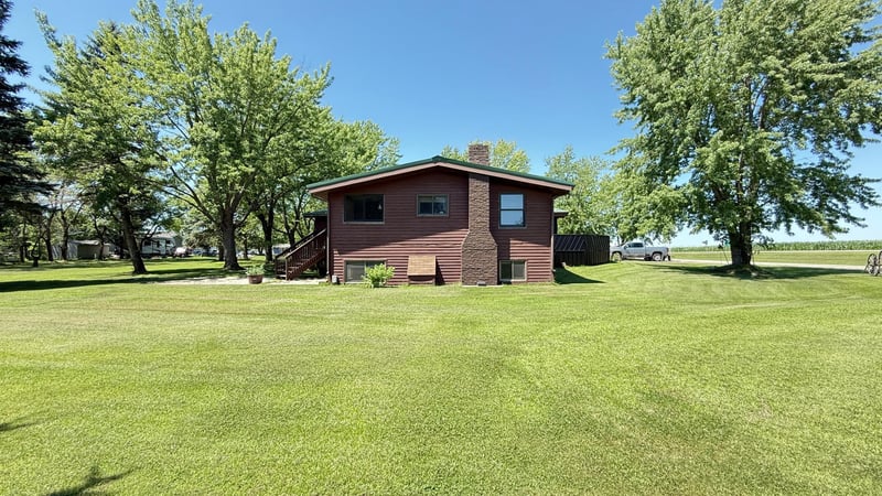 244 W Christenson Ave, Appleton, MN 56208