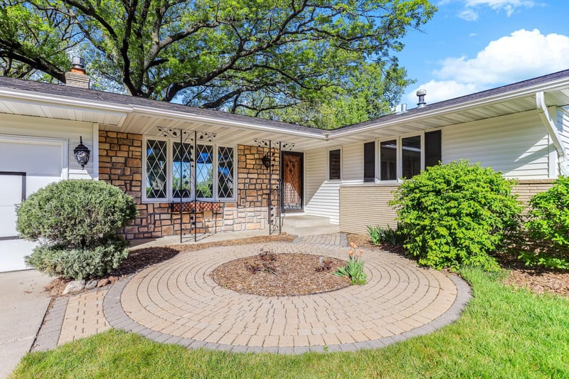 7610 Alden Way NE, Fridley, MN 55432