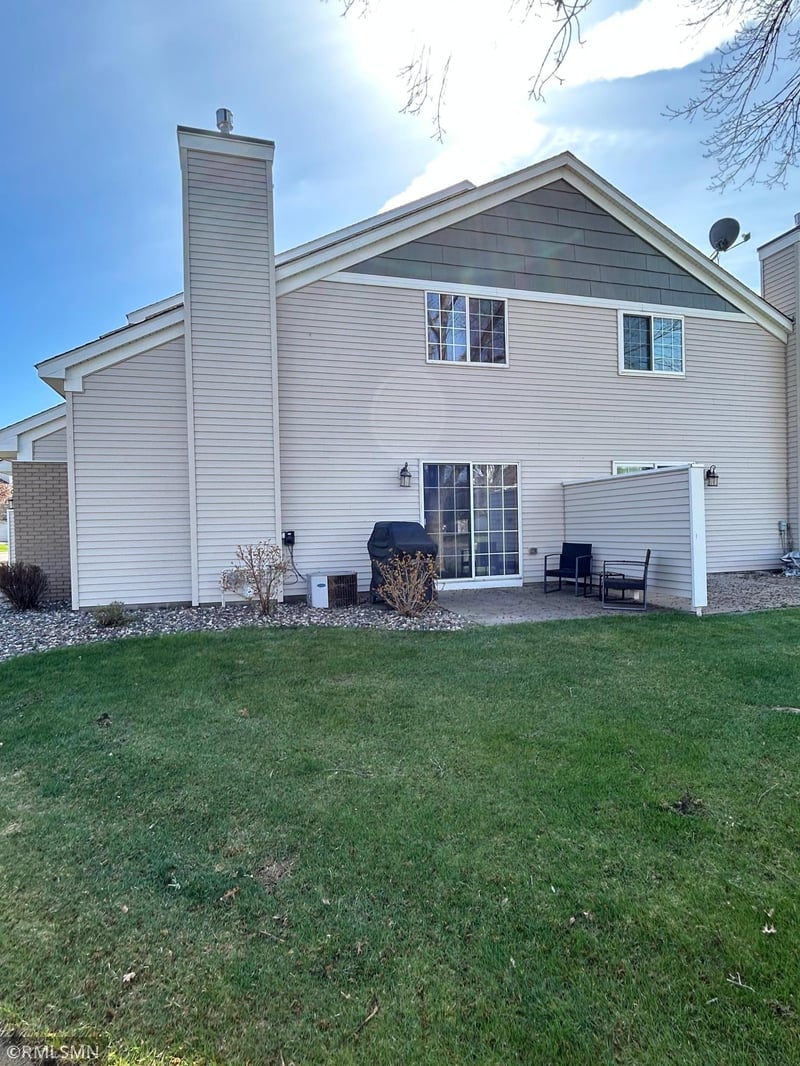 4126 Durham Ct #136, Eagan, MN 55122