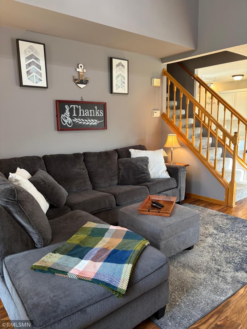 4126 Durham Ct #136, Eagan, MN 55122