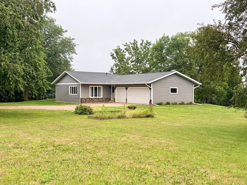 4131 75th St NW, Pennock, MN 56279