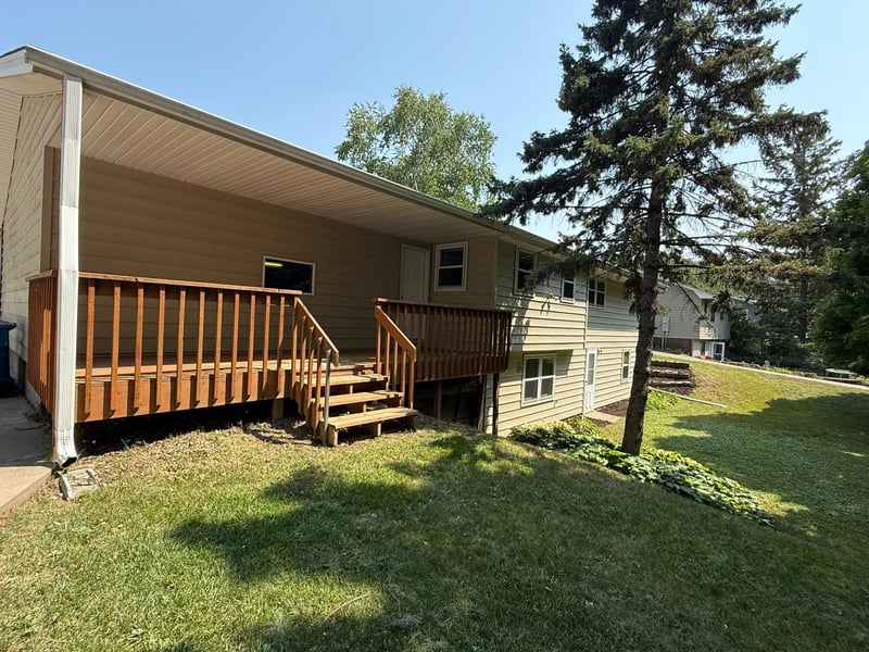 6573 Berkshire Ln N, Maple Grove, MN 55311
