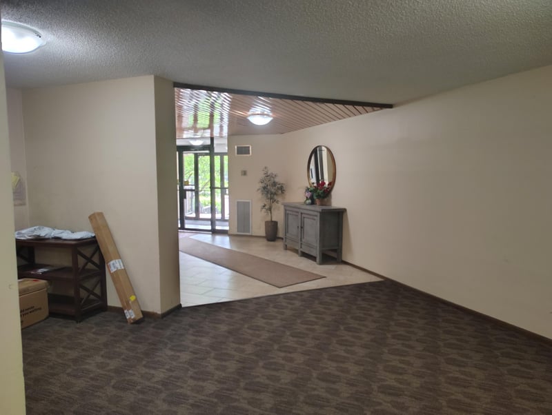 6670 Vernon Ave S #407, Edina, MN 55436