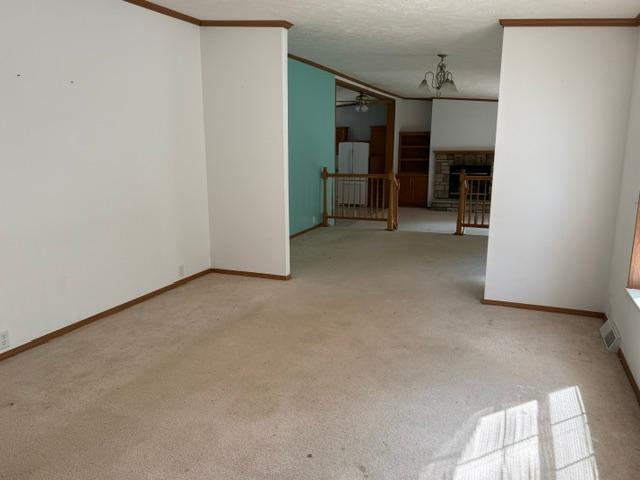 206 3rd St SW, Hinckley, MN 55037