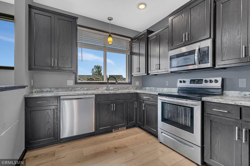 6717 Yosemite St, Saint Cloud, MN 56303