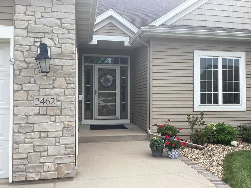 2462 Coral Ridge Pl NE, Rochester, MN 55906