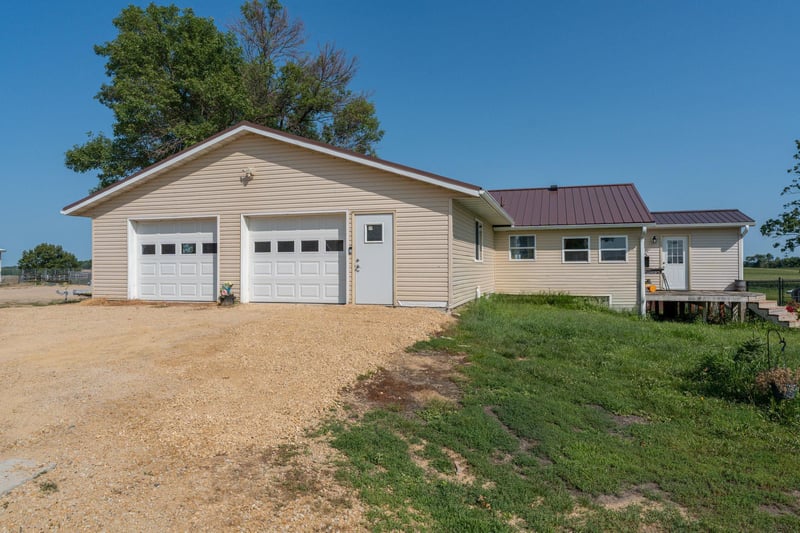 22098 State Highway 60, Madison Lake, MN 56063