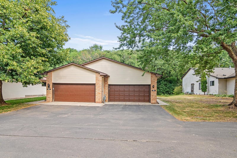 8574 134th St W, Apple Valley, MN 55124