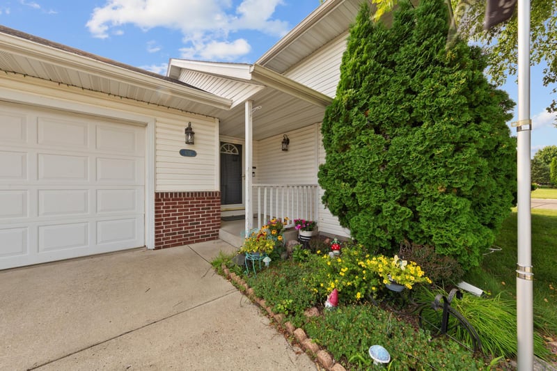630 Morning Dr, Owatonna, MN 55060